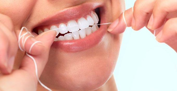 Five Reasons Why You Should Floss Every Day